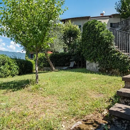 Appartement With Private Parking & Shared Pool!