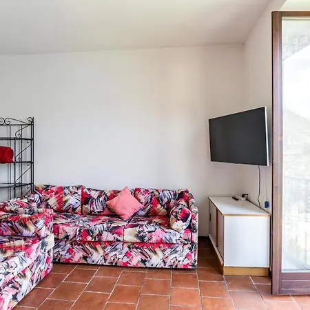Appartement With Private Parking & Shared Pool! *